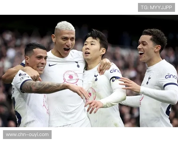 热刺欧冠前景堪忧，频繁战术摇摆导致战绩低迷